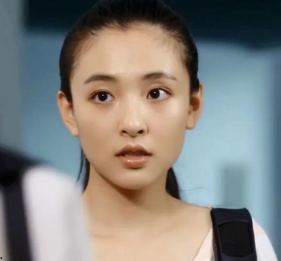 娱乐圈吃瓜头像图片女,揭秘明星背后的故事  第2张